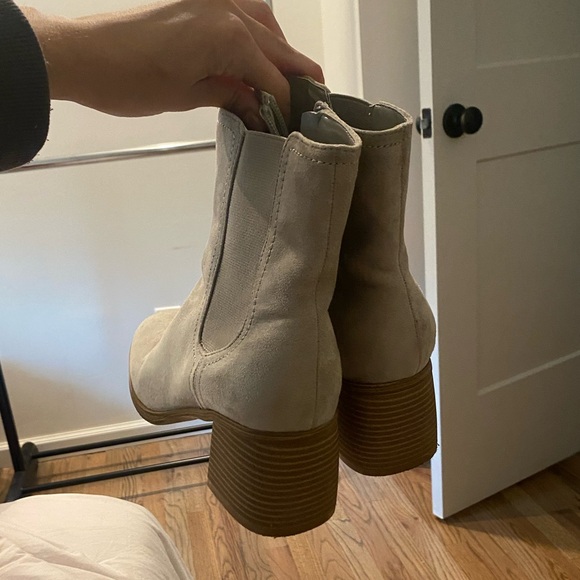 Nine West booties - Picture 2 of 2